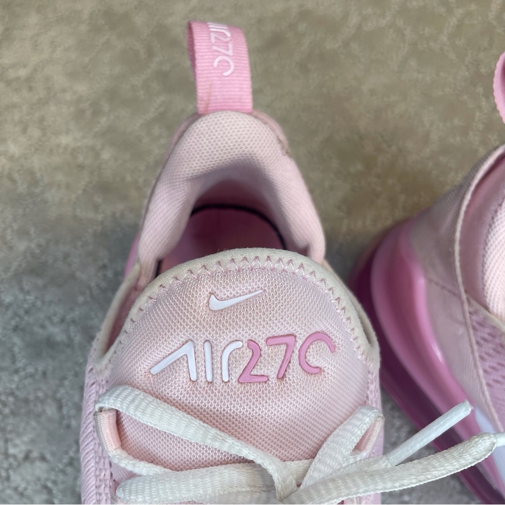 Nike Air Max 270 in Pink - Picture 2 of 8